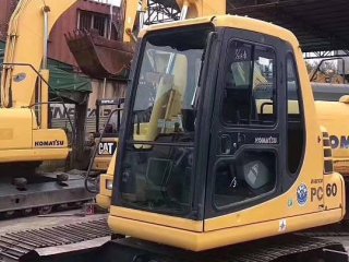 小松PC60-7挖掘機(jī)