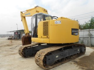 小松PC228US挖掘機(jī)